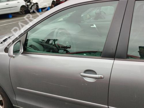 Used Left front door Left front door 35926838 35926838