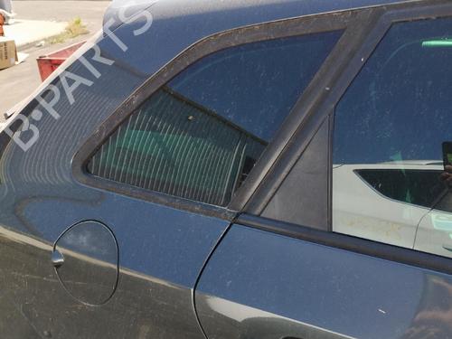 Used Rear right quarter glass Rear right quarter glass 37994481 37994481
