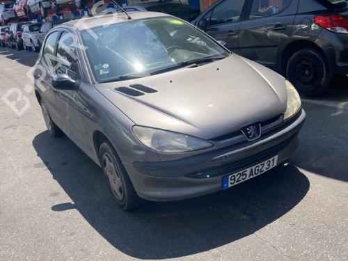 Left headlight PEUGEOT 206 Hatchback (2A/C) 1.9 D | BP25698082C28 
