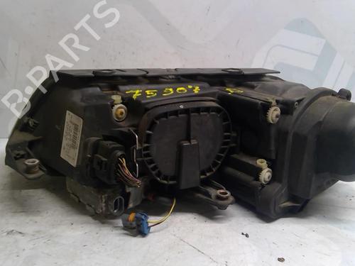 Used Right headlight Right headlight VW POLO III (6N1) 60 1.7 SDI (60 hp) 25696319 25696319