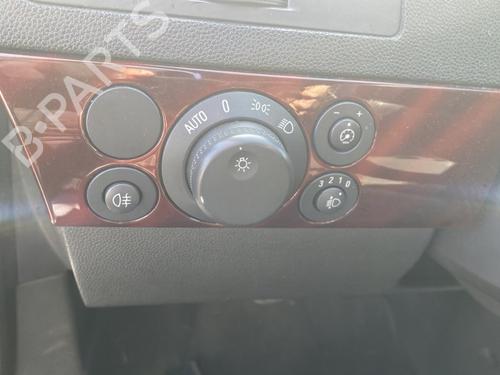 Used Headlight switch Headlight switch OPEL ASTRA H (A04) 1.6 (L48) (105 hp) 32595698 32595698