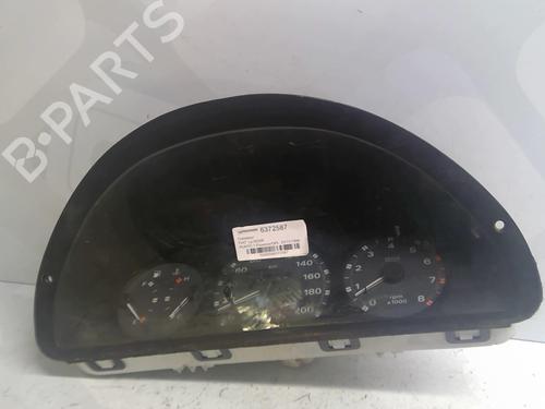 Used Instrument cluster FIAT PUNTO (176_) 60 1.2 (176AP, 176AR, 176AQ, 176BB) (60 hp) 25699828