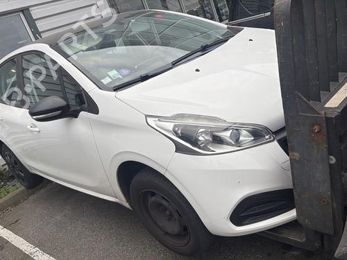 Brugte PEUGEOT 208 I (CA_, CC_) 1.2 VTI 82 (82 hp) 4412914