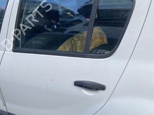 Dør rude ventre bagtil DACIA SANDERO 1.5 dCi (68 hp) 25691472