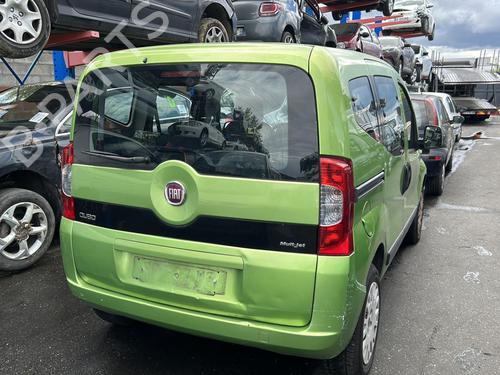 Used Third brake light Third brake light FIAT QUBO (225_) 1.3 D Multijet (225CXB1A, 225AXB1A, 225CXB11, 225AXB11,... (75 hp) 25684174 25684174