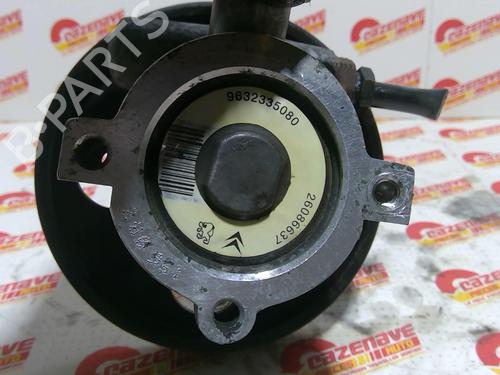 Used Steering pump Steering pump CITROËN XSARA Break (N2) 1.8 i (90 hp) 25674931 25674931