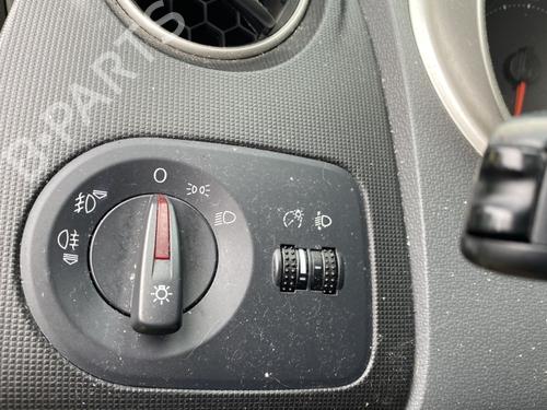Used Headlight switch SEAT IBIZA IV SC (6J1, 6P5) 1.4 TDI (80 hp) 27659278