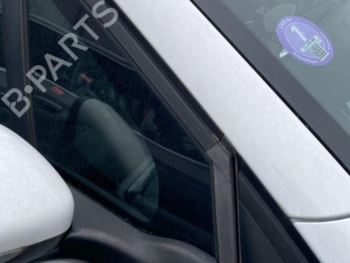 Used Front right quarter glass Front right quarter glass PEUGEOT 208 I (CA_, CC_) 1.2 VTI 82 (82 hp) 33650210 33650210