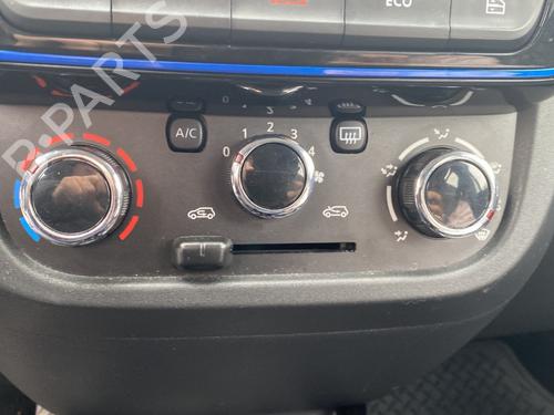 climate-control-dacia-spring-2020-32395193 main image