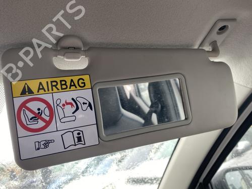 right-sun-visor-dacia-spring-2020-32395197 main image