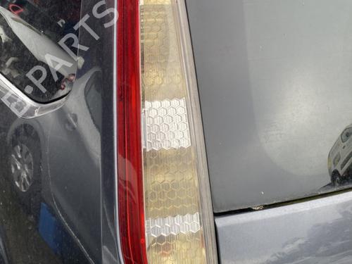 Used Left taillight FORD FOCUS II Turnier (DA_, FFS, DS) 1.8 TDCi (115 hp) 25682590