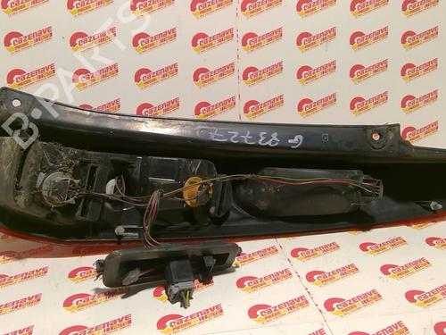 Farolim esquerdo Farolim esquerdo FORD FIESTA V (JH_, JD_) 1.4 TDCi (68 hp) 25674703 25674703