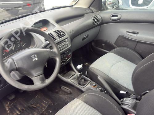 Left headlight PEUGEOT 206 CC (2D) 1.6 16V (2DNFUF, 2DNFUR) | BP35926896C28 - Image 2