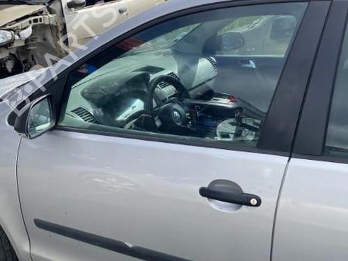 Front left door window VW POLO (9N_, 9A_) 1.4 TDI | BP25698473C18 