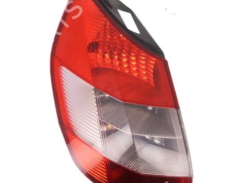 Venstre baglygte RENAULT SCÉNIC II (JM0/1_) 1.9 dCi (JM0G, JM12, JM1G, JM2C) (120 hp) 31043083