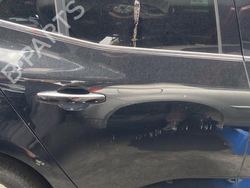 right-rear-door-renault-megane-iv-hatchback-b9amn_-2015-27698488 main image