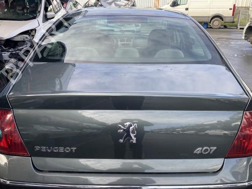 Used Right taillight PEUGEOT 407 (6D_) 2.0 16V (6DRFJC, 6DRFJE, 6DRFJF) (140 hp) 32020420