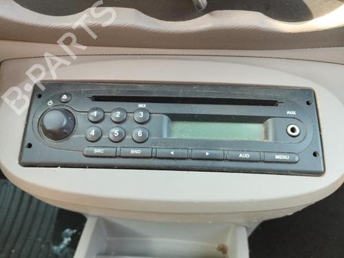 Used Radio Radio 37613004 37613004