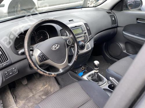 Starter HYUNDAI i30 (FD) 1.6 CRDi | BP25683749M8  - Image 8