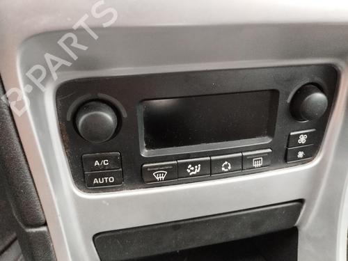 Used Climate control Climate control 38100726 38100726