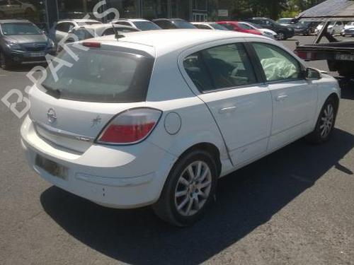 Heater blower motor OPEL ASTRA H (A04) 1.7 CDTI (L48) | BP25689800M62