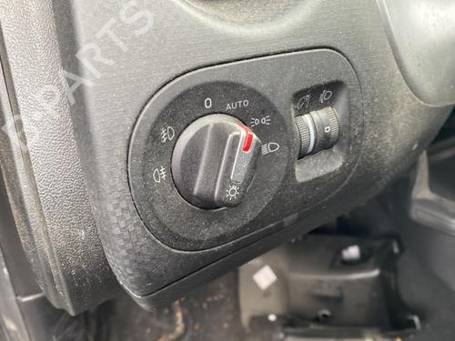 Used Headlight switch Headlight switch SEAT ALTEA XL (5P5, 5P8) 2.0 TDI 16V (140 hp) 25675808 25675808