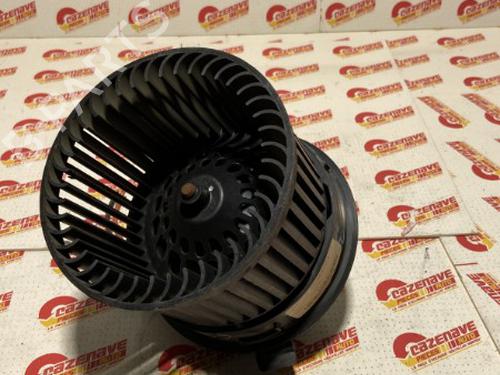 Heater blower motor PEUGEOT 308 I (4A_, 4C_) 1.6 HDi | BP25696599M62