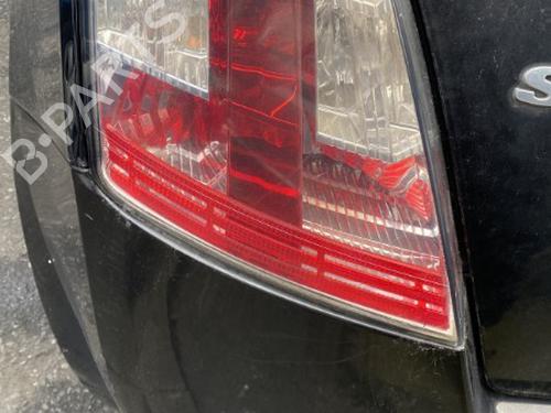 Used Left taillight Left taillight FIAT STILO (192_) 1.9 D Multijet (120 hp) 25697631 25697631