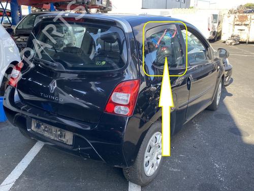 Panel rude bagtil højre RENAULT TWINGO II (CN0_) 1.5 dCi (CN0E) (64 hp) 29193838