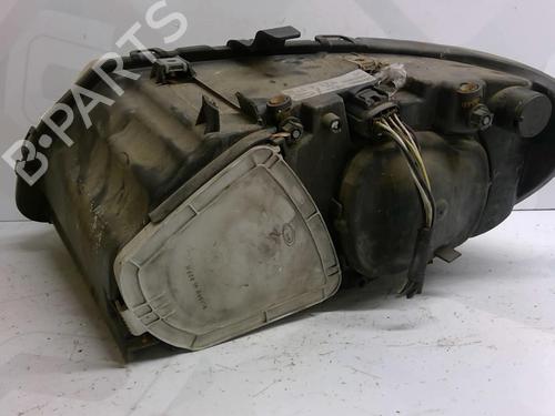 Used Right headlight CHRYSLER VOYAGER IV (RG, RS) 2.8 CRD (150 hp) 25689325
