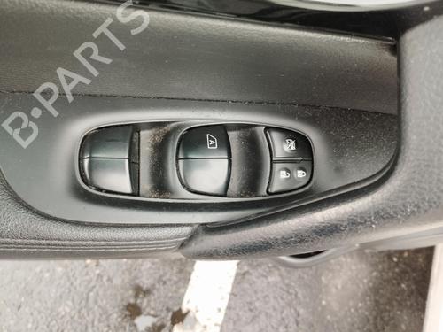 Used Left front window switch Left front window switch 38472988 38472988