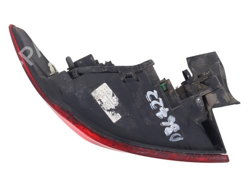 right-taillight-renault-clio-iv-bh_-2012-2013-2014-2015-2016-2017-2018-2019-2020-2021-33687334 main image