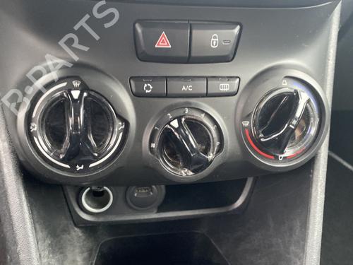 Used Climate control Climate control PEUGEOT 208 I (CA_, CC_) 1.5 BlueHDI 100 (102 hp) 32165146 32165146
