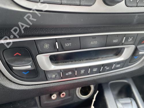 Used Climate control RENAULT SCÉNIC III (JZ0/1_) 1.5 dCi (110 hp) 25690475