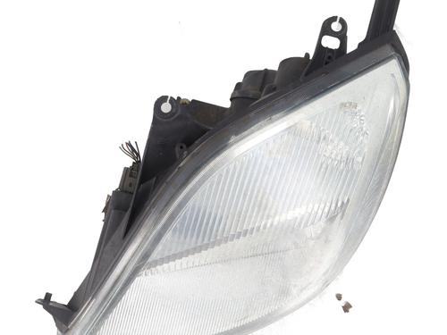 Left headlight FORD FIESTA V (JH_, JD_) 1.3 | BP25676547C28 
