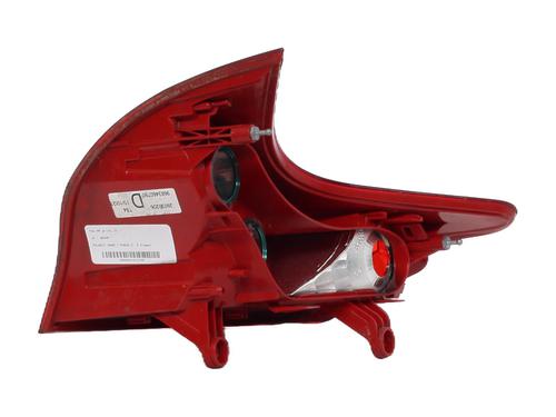 Right taillight PEUGEOT 3008 I MPV (0U_) 2.0 HDi 150 / BlueHDi 150 | BP27583259C35 