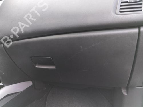 Used Glove box Glove box 37751168 37751168