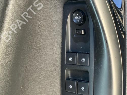 Used Left front window switch Left front window switch 39476760 39476760