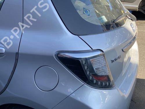 Used Fuel flap TOYOTA YARIS (_P13_) 1.5 Hybrid (NHP130_, NHP130) (101 hp) 29079309
