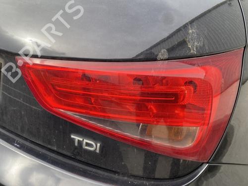 Højre baglygte AUDI A1 (8X1, 8XK) 1.6 TDI (105 hp) 32993472