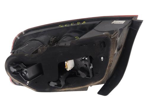 Used Left taillight Left taillight PEUGEOT 407 (6D_) 1.6 HDi 110 (6D9HZC, 6D9HYC) (109 hp) 25690751 25690751