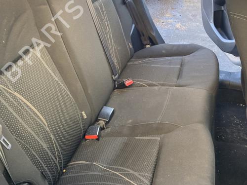 Sæde Bagtil PEUGEOT 208 I (CA_, CC_) 1.6 HDi / BlueHDi 75 (75 hp) 30759243