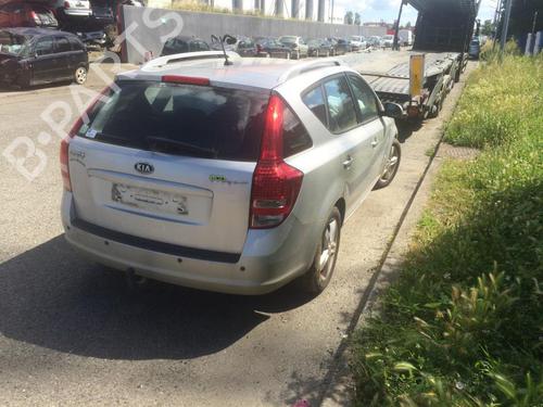 Middle console KIA CEE'D SW (ED) 1.6 CRDi 115 | BP25699727I22  - Image 6