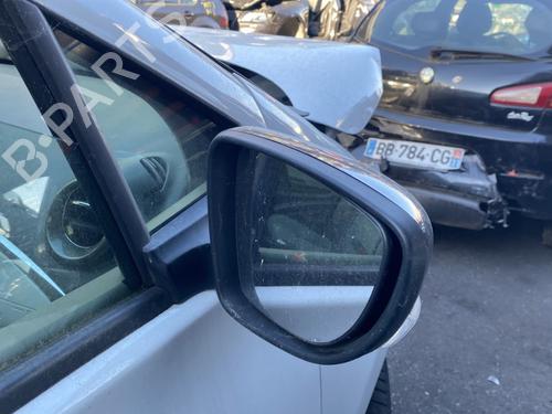 right-mirror-renault-zoe-bfm_-2012-28096912 main image