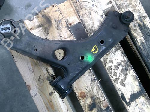 Used Left front suspension arm FIAT QUBO (225_) 1.3 D Multijet (225CXB1A, 225AXB1A, 225CXB11, 225AXB11,... (75 hp) 25684164