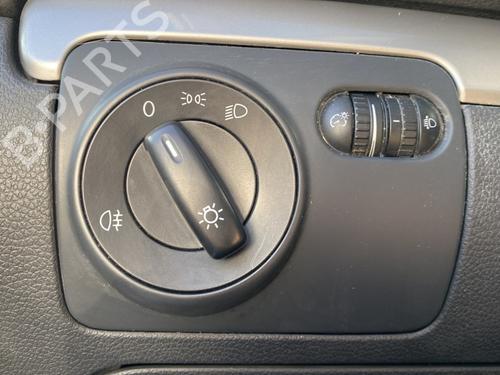 Used Headlight switch Headlight switch VW GOLF VI (5K1) 1.4 (80 hp) 33170781 33170781