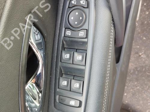 Used Left front window switch Left front window switch 36516448 36516448