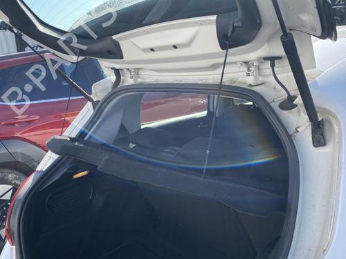 Hattehylde PEUGEOT 208 I (CA_, CC_) 1.6 HDi / BlueHDi 75 (75 hp) 32685040