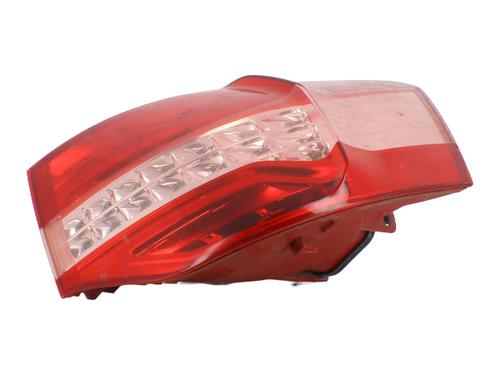 Right taillight CITROËN C5 III (RD_) 2.0 HDi 140 (RDRHF8, RDRHFA, RDRHA8, RDRHAJ) | BP30752657C35 