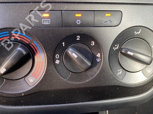AC-Styringsenhed/Manøvreenhed FIAT GRANDE PUNTO (199_) 1.3 D Multijet (75 hp) 27317357